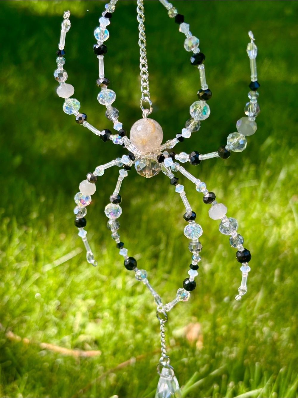 Crystal beaded spider suncatcher. - Picture 12 of 16